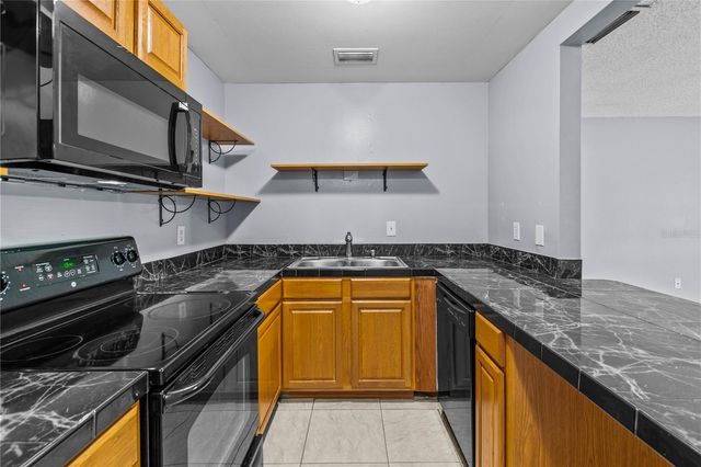 416 BANYON TREE CIRCLE 206, Maitland, FL 32751