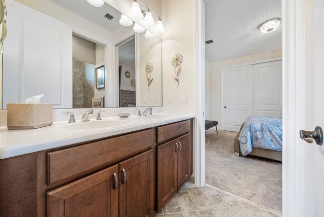 6950 NW 26th Way NW, Boca Raton, FL 33496