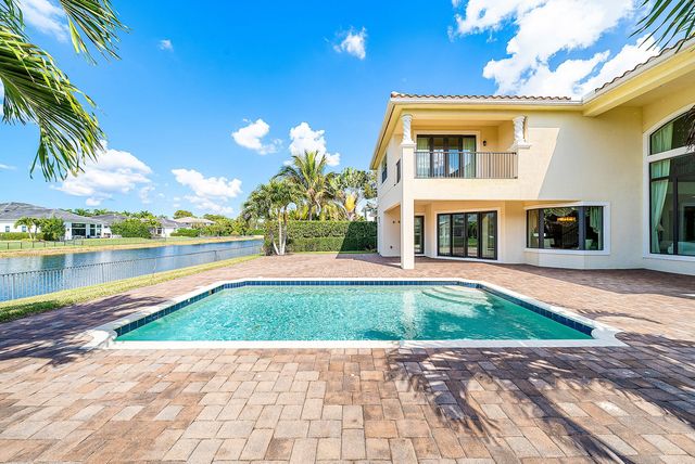 6950 NW 26th Way NW, Boca Raton, FL 33496