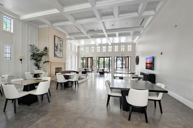 6950 NW 26th Way NW, Boca Raton, FL 33496