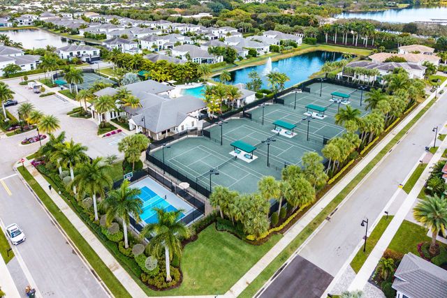 6950 NW 26th Way NW, Boca Raton, FL 33496