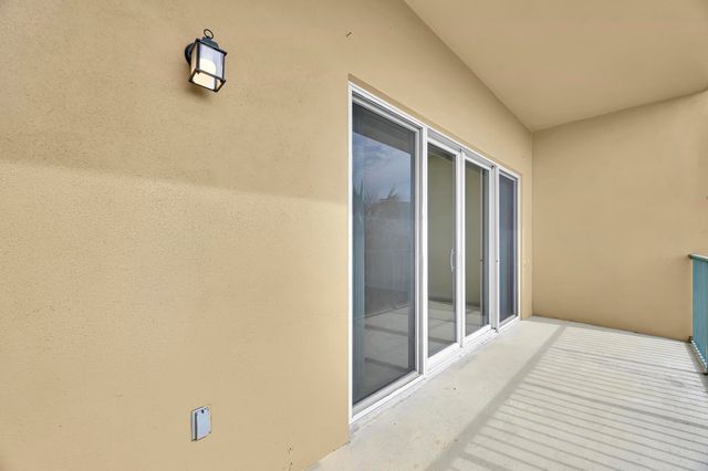 1650 Presidential Way 504, West Palm Beach, FL 33401
