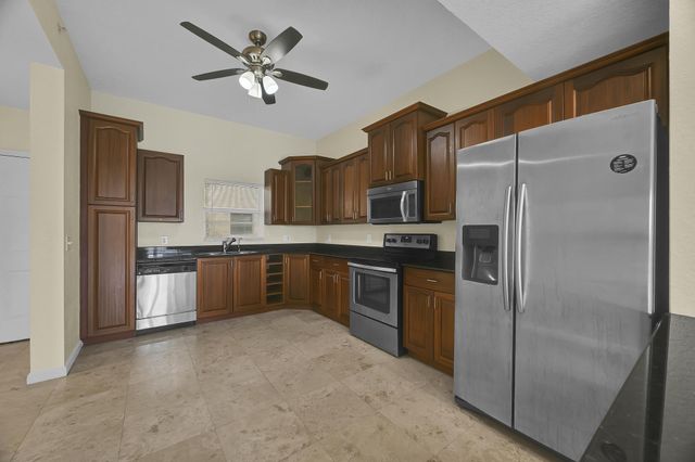 1650 Presidential Way 504, West Palm Beach, FL 33401