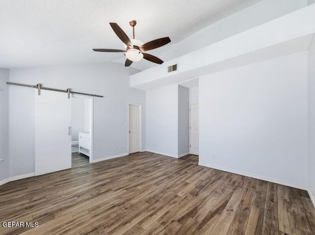 10888 LOMA FRANKLIN Drive, El Paso, TX 79934