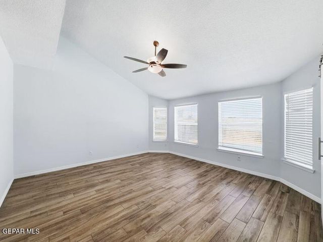 10888 LOMA FRANKLIN Drive, El Paso, TX 79934
