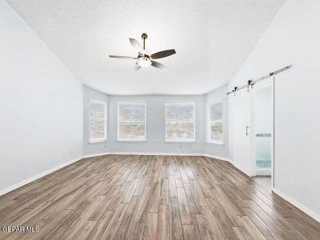 10888 LOMA FRANKLIN Drive, El Paso, TX 79934
