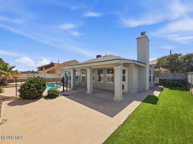 10888 LOMA FRANKLIN Drive, El Paso, TX 79934