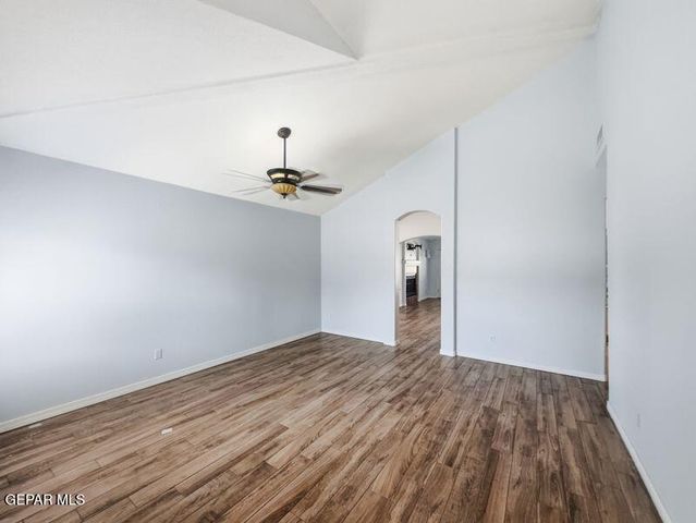10888 LOMA FRANKLIN Drive, El Paso, TX 79934