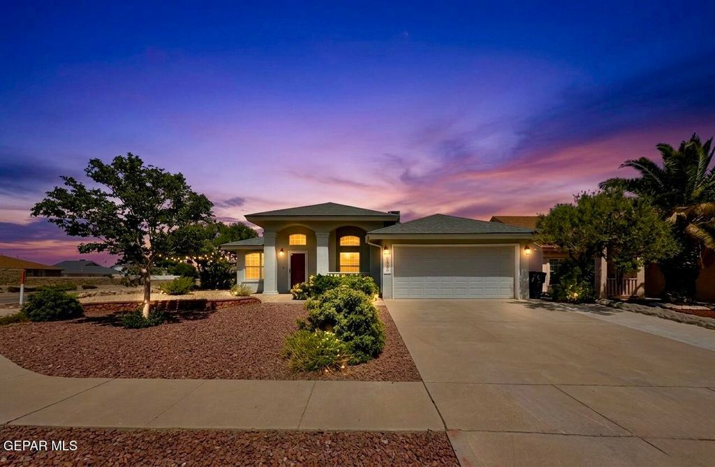 10888 LOMA FRANKLIN Drive, El Paso, TX 79934