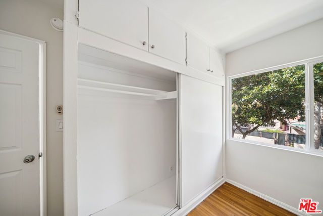 7571 Willoughby Avenue 6, West Hollywood, CA 90046