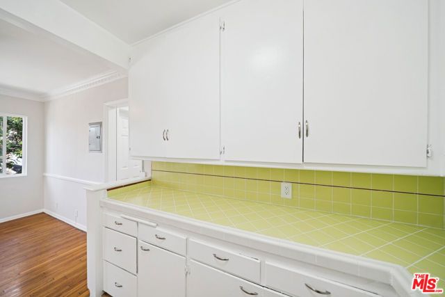 7571 Willoughby Avenue 6, West Hollywood, CA 90046