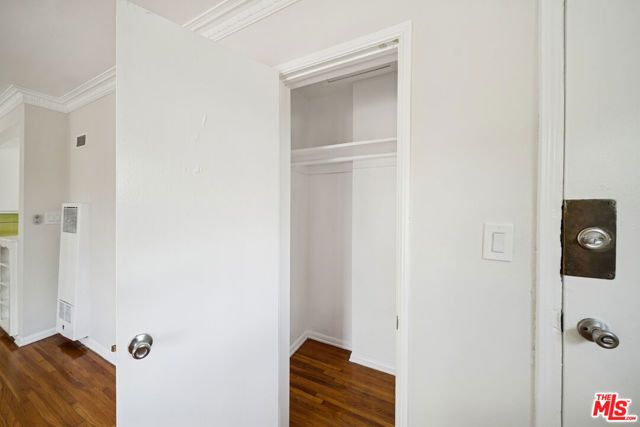 7571 Willoughby Avenue 6, West Hollywood, CA 90046