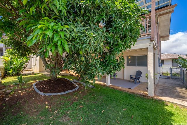 2145 Malino Place, Honolulu, HI 96817