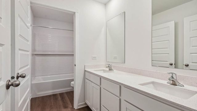 7694 W 107th Place, Crown Point, IN 46307