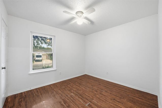 6444 Whitehurst, Watauga, TX 76148