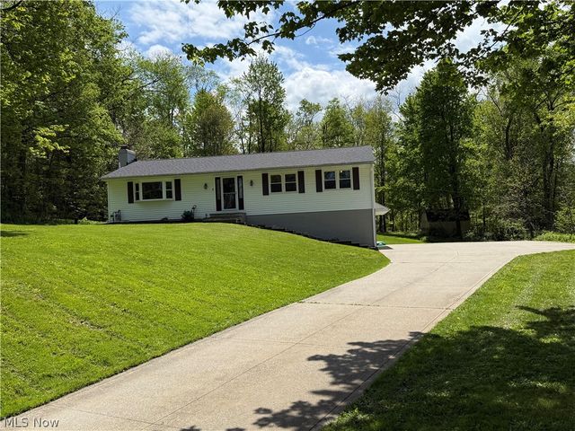 10239 Mulberry Road, Chardon, OH 44024