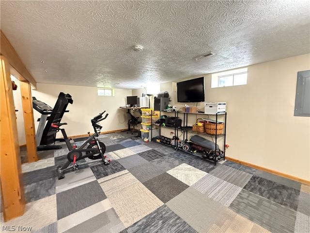10239 Mulberry Road, Chardon, OH 44024