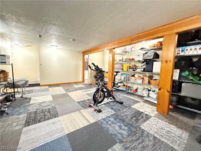 10239 Mulberry Road, Chardon, OH 44024