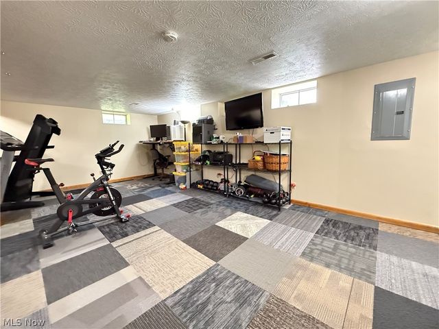 10239 Mulberry Road, Chardon, OH 44024