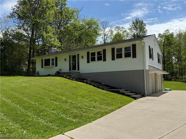 10239 Mulberry Road, Chardon, OH 44024