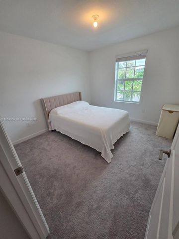 4343 Hammock Grove Dr, Lake Worth, FL 33467