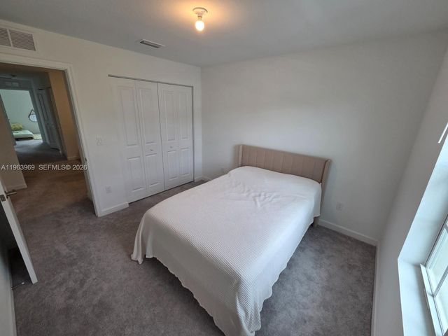 4343 Hammock Grove Dr, Lake Worth, FL 33467