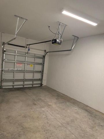 4343 Hammock Grove Dr, Lake Worth, FL 33467