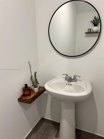 4343 Hammock Grove Dr, Lake Worth, FL 33467