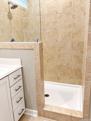 6446 BABCOCK RD UNIT 35, San Antonio, TX 78249