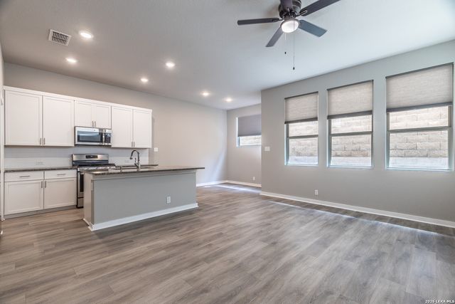 6446 BABCOCK RD UNIT 35, San Antonio, TX 78249