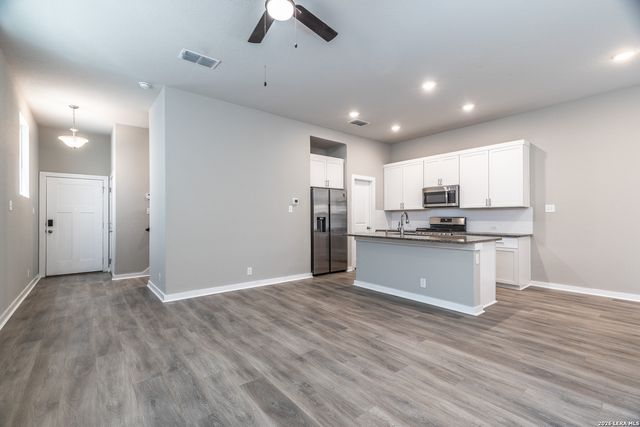 6446 BABCOCK RD UNIT 35, San Antonio, TX 78249