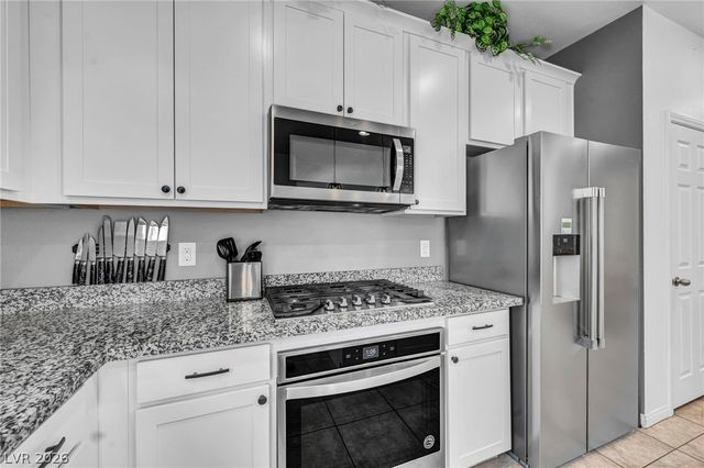 8049 Tank Loop Street, Las Vegas, NV 89166