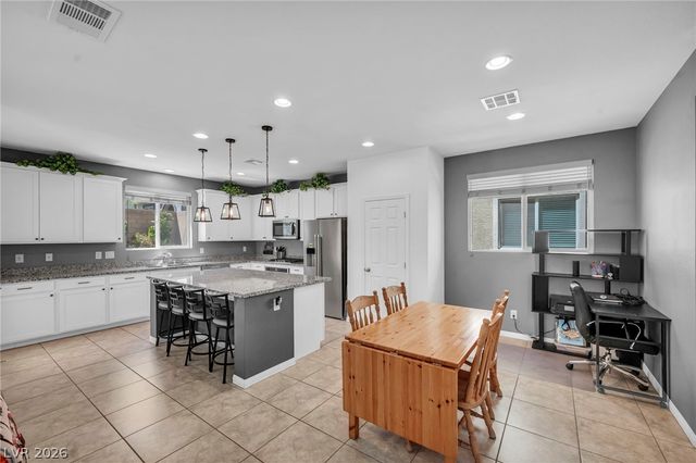 8049 Tank Loop Street, Las Vegas, NV 89166