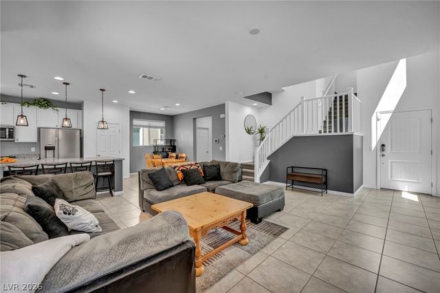 8049 Tank Loop Street, Las Vegas, NV 89166