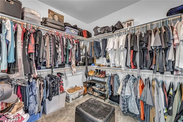 8049 Tank Loop Street, Las Vegas, NV 89166