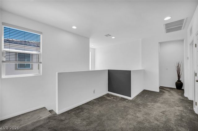 8049 Tank Loop Street, Las Vegas, NV 89166