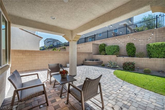 8049 Tank Loop Street, Las Vegas, NV 89166