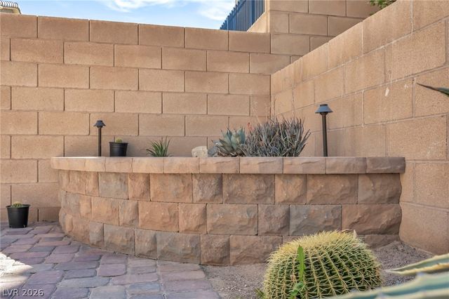 8049 Tank Loop Street, Las Vegas, NV 89166