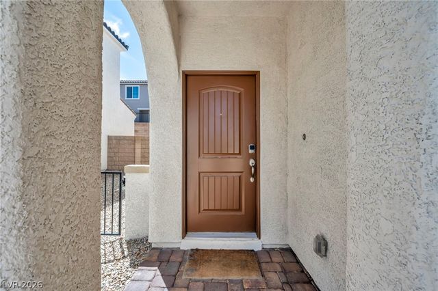 8049 Tank Loop Street, Las Vegas, NV 89166
