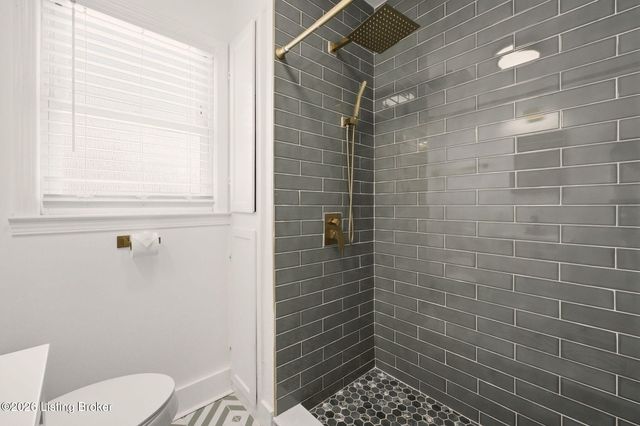 227 Gheens Ave, Louisville, KY 40214