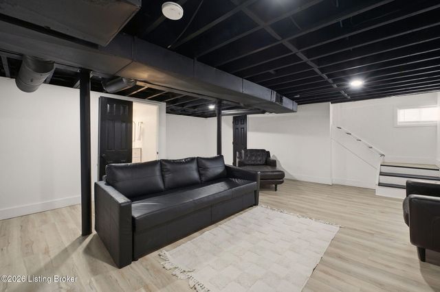 227 Gheens Ave, Louisville, KY 40214