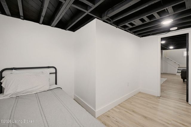 227 Gheens Ave, Louisville, KY 40214