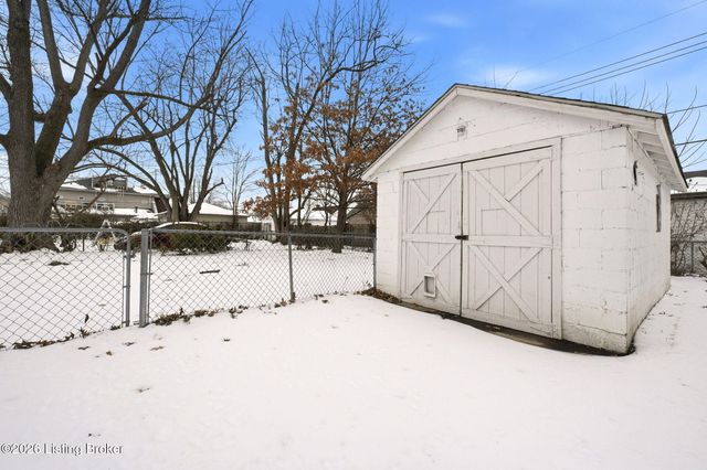 227 Gheens Ave, Louisville, KY 40214