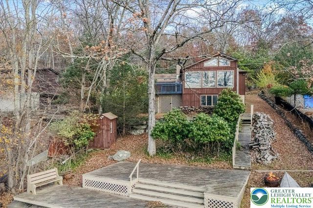 6361 Lakeshore Drive East, Middle Smithfield Twp, PA 18302