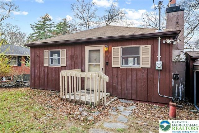 6361 Lakeshore Drive East, Middle Smithfield Twp, PA 18302