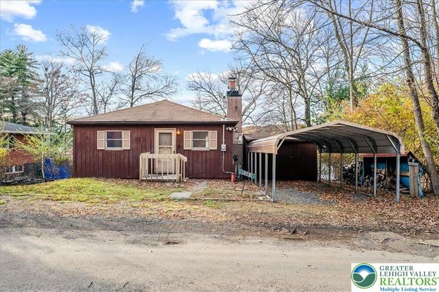 6361 Lakeshore Drive East, Middle Smithfield Twp, PA 18302