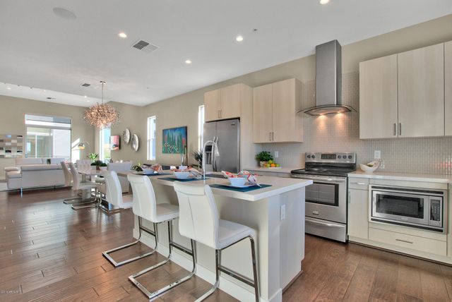 16510 N 92ND Street 1043, Scottsdale, AZ 85260