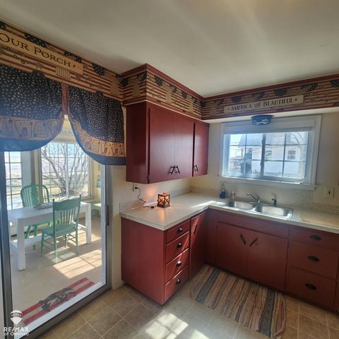 5816 Avalon Road, Pinconning Twp, MI 48650