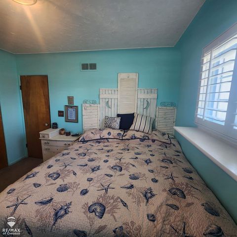 5816 Avalon Road, Pinconning Twp, MI 48650