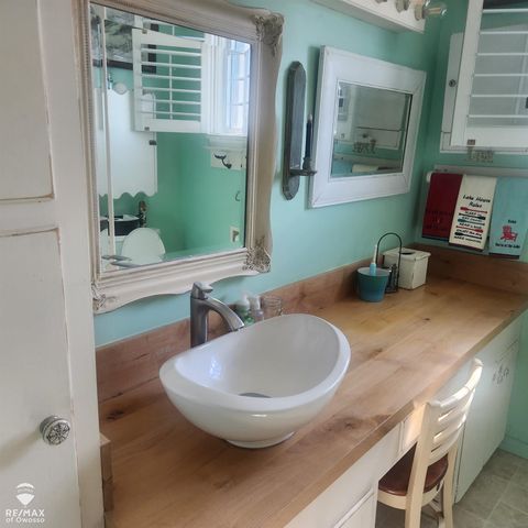 5816 Avalon Road, Pinconning Twp, MI 48650